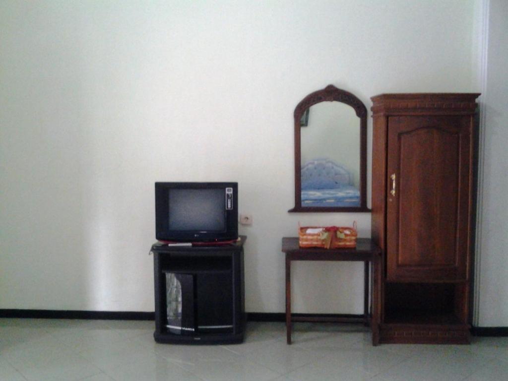 Hotel Wisma Djaja Syariah Bojonegoro Номер фото